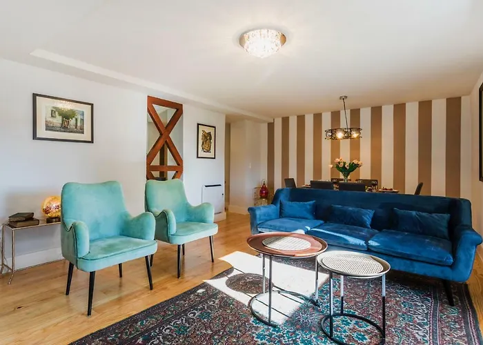 Cathedral Luxury&Spacious
