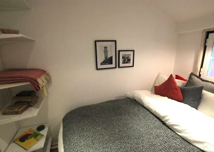 Cozy&quiet flat near Avenida da Liberdade
