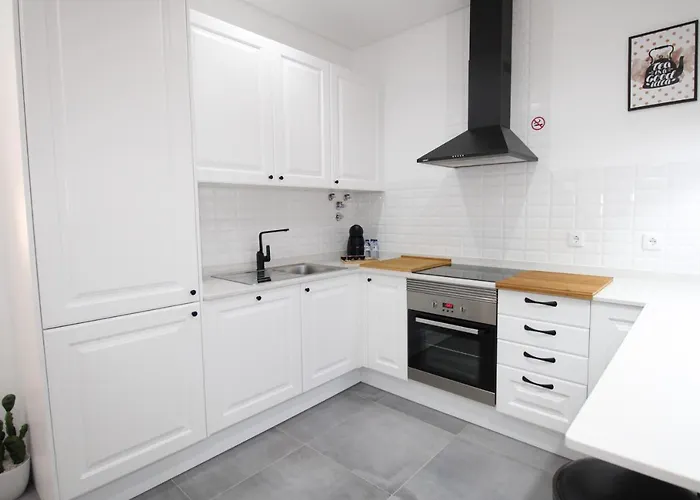 Apartamento Moderno Nas Olaias A 5 Minutos Da Faculdade Isel E Ist