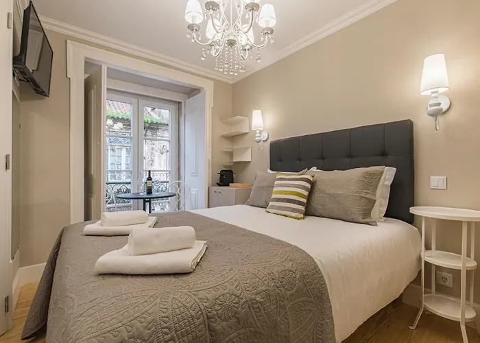 LovelyStay - Charming Douradoures I