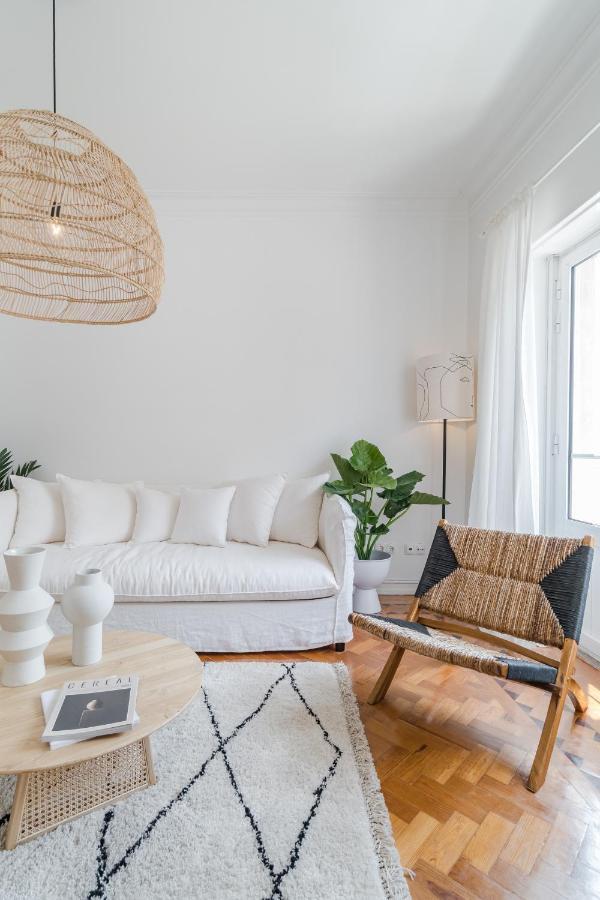 Casa Boma - Sophisticated With Large Private Terrace - Campolide I Lisbon
