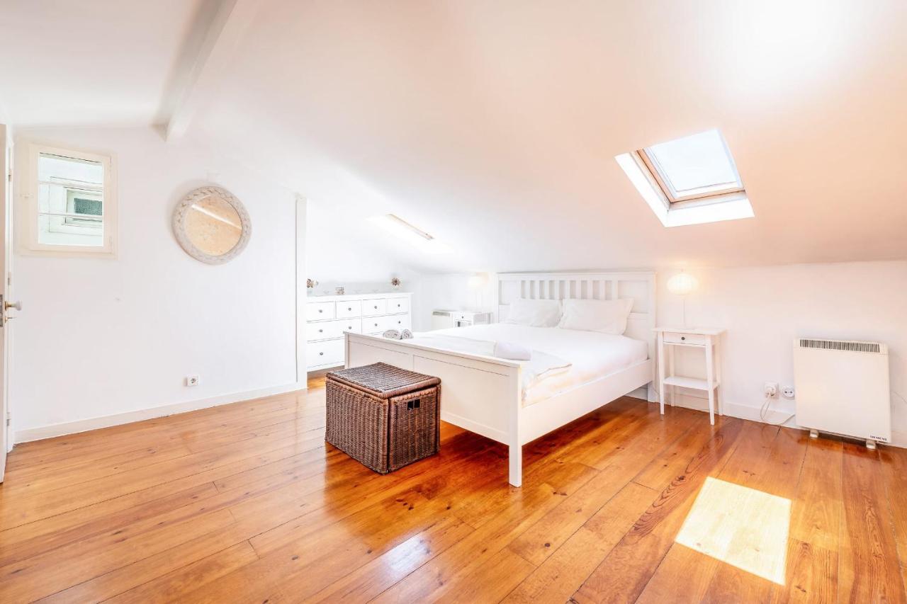 Guestready - Family W Rooftop In Alcantara Lisboa