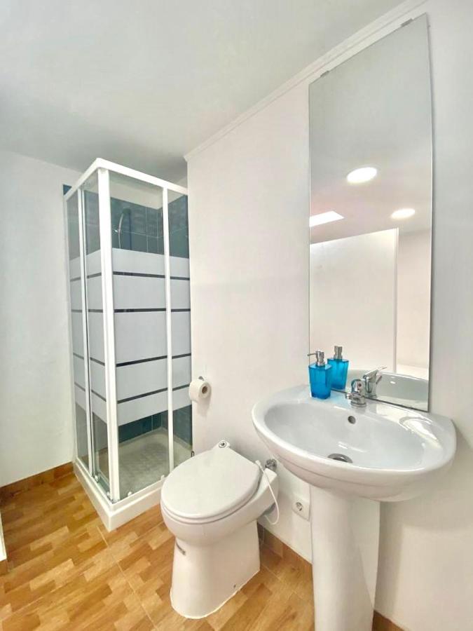Hostal Simplicity Rooms & Suites *