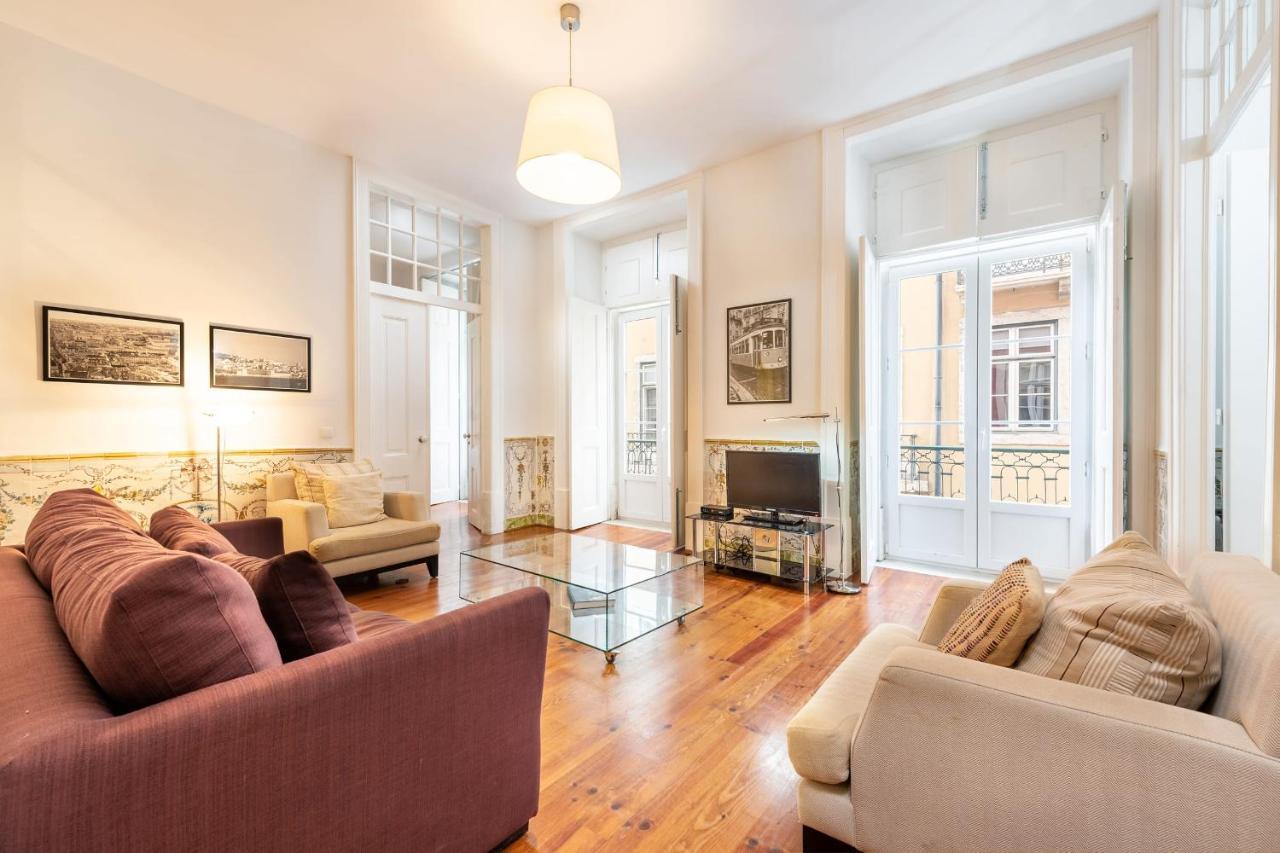 Guestready - Mod-luxe 2br Apt Near Cais Colunas Apartamento *