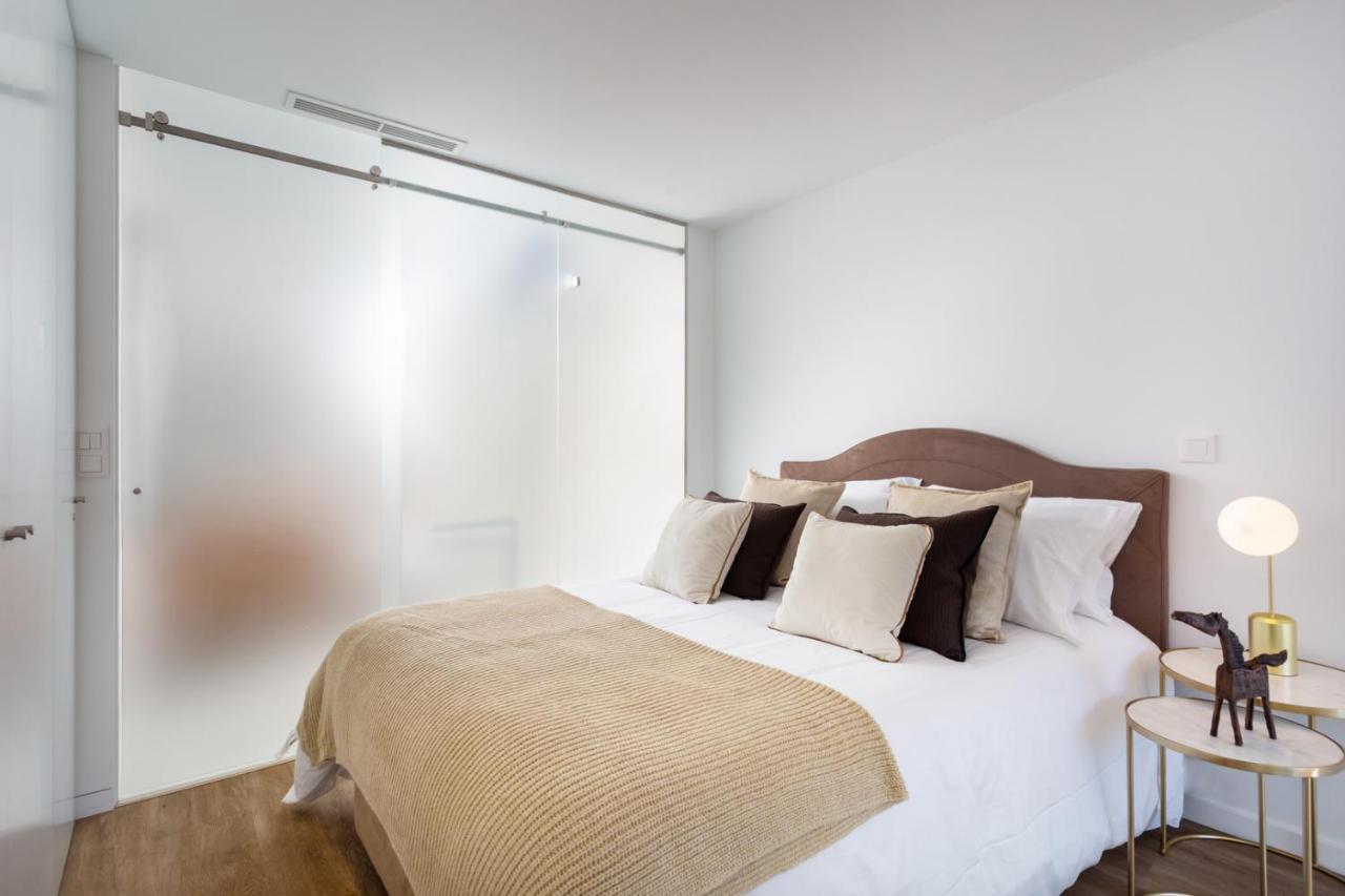 Apartamento Stupendo-three Rooms-suite With Terrace -center -air Conditioning-free Park