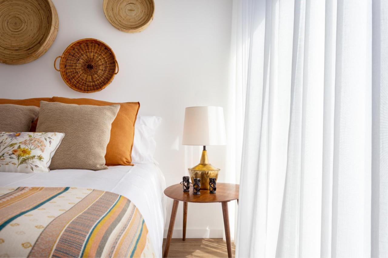 Stupendo-three Rooms-suite With Terrace -center -air Conditioning-free Park Apartamento *