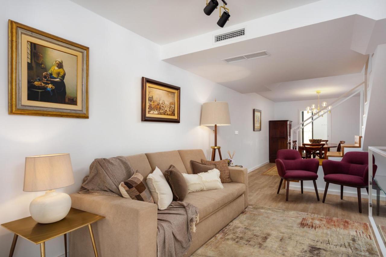 Stupendo-three Rooms-suite With Terrace -center -air Conditioning-free Park Apartamento *