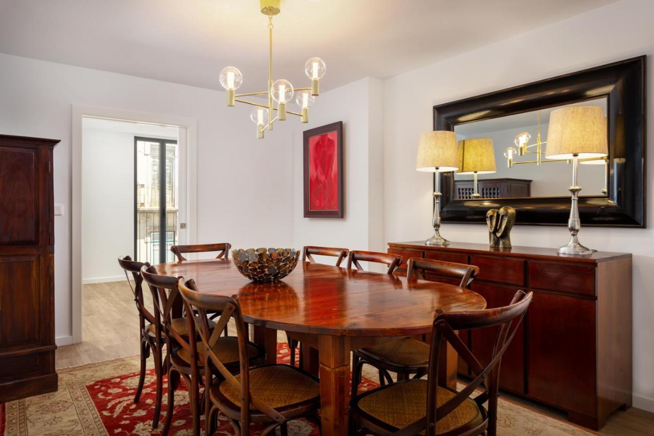 Stupendo-three Rooms-suite With Terrace -center -air Conditioning-free Park *