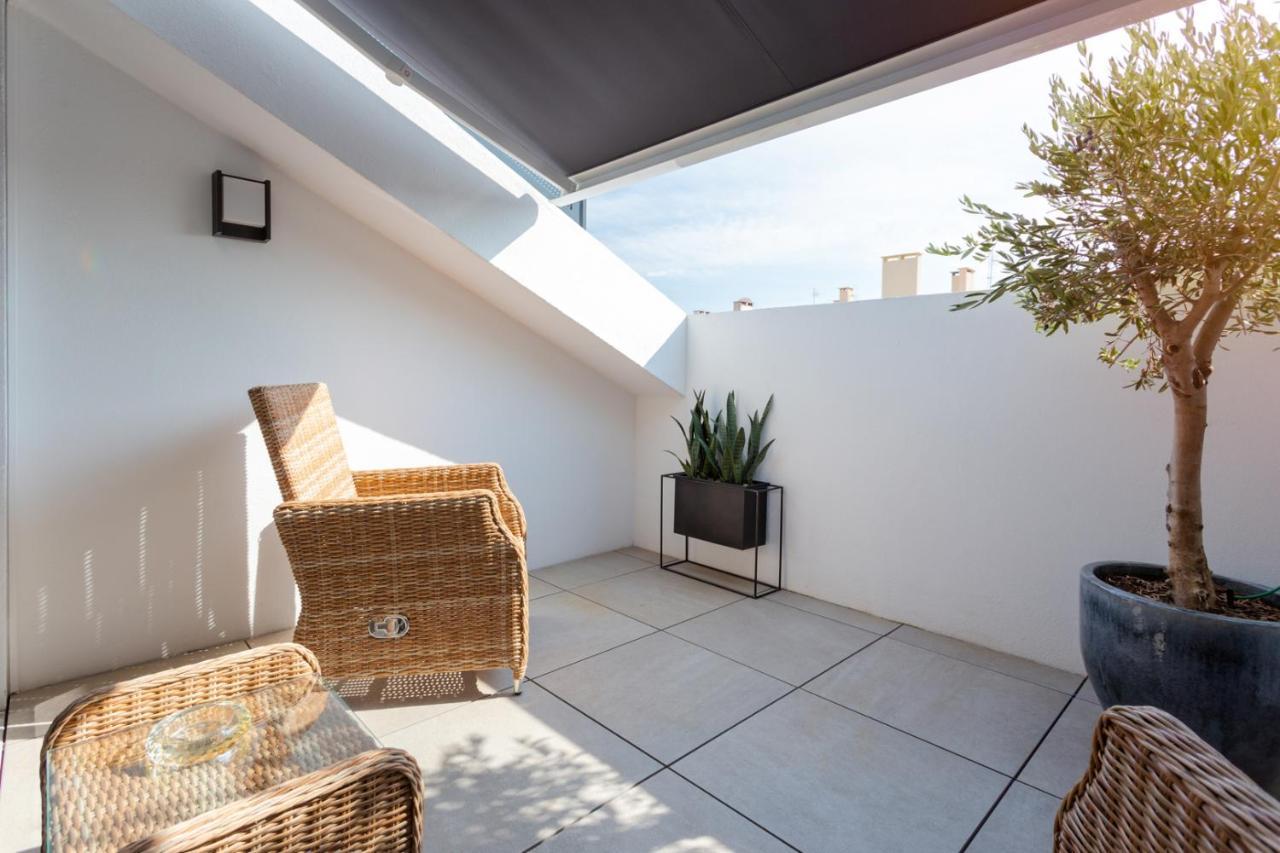 Stupendo-three Rooms-suite With Terrace -center -air Conditioning-free Park Apartamento
