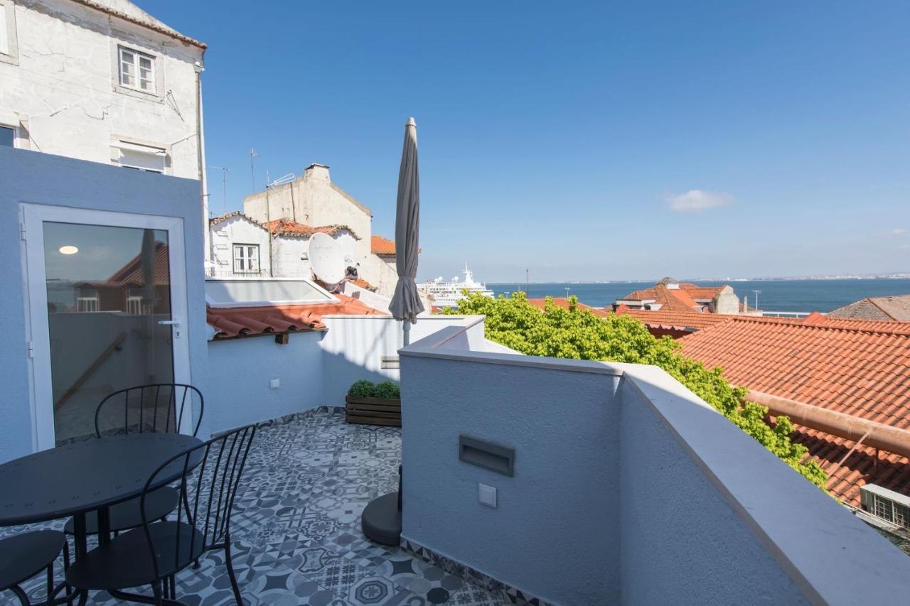 Terrace & River View In Alfama Apartamento *