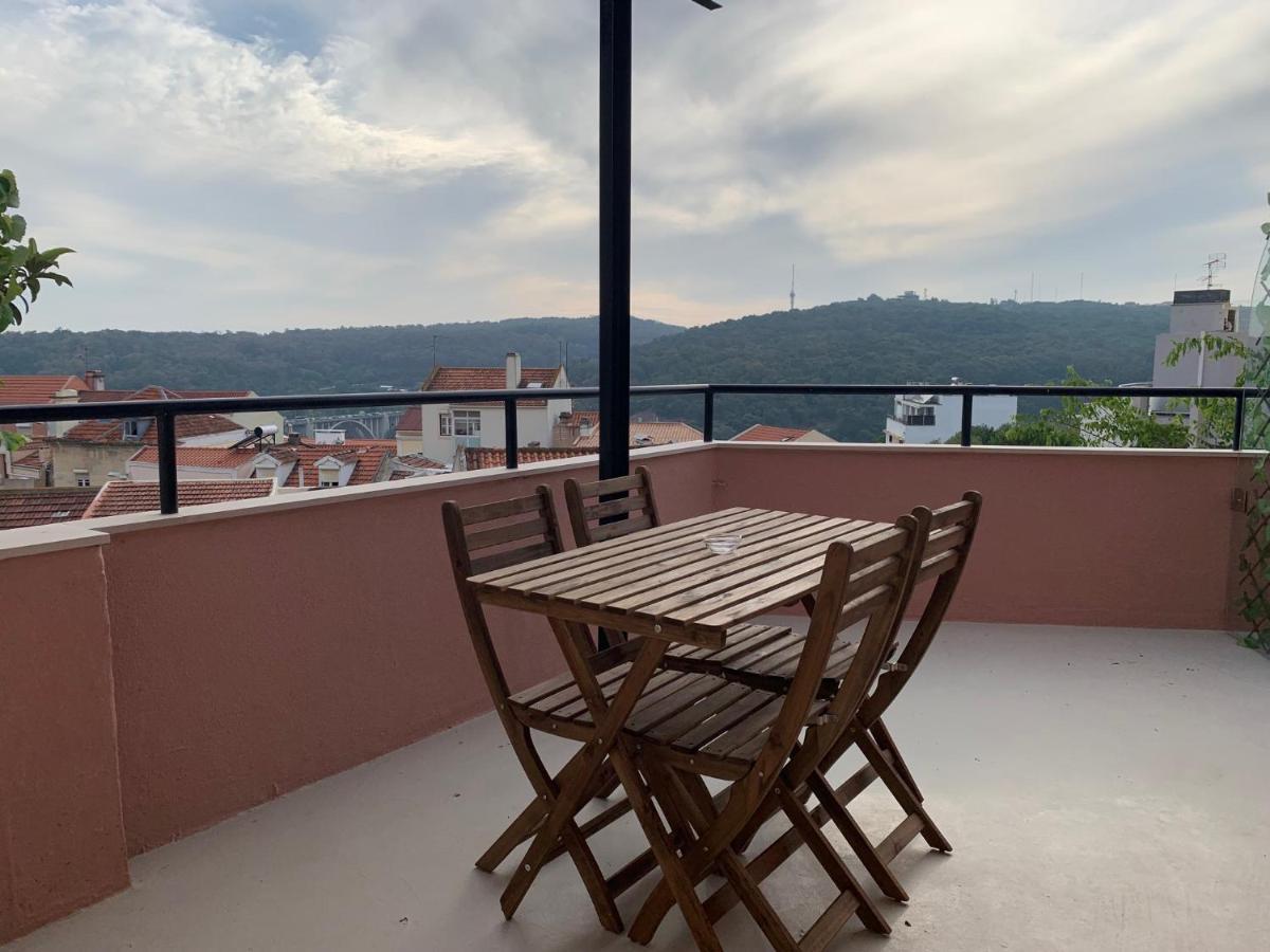 Apartamento Appartement3 Avec Terrasse Et Vue Pres D'amoreiras *