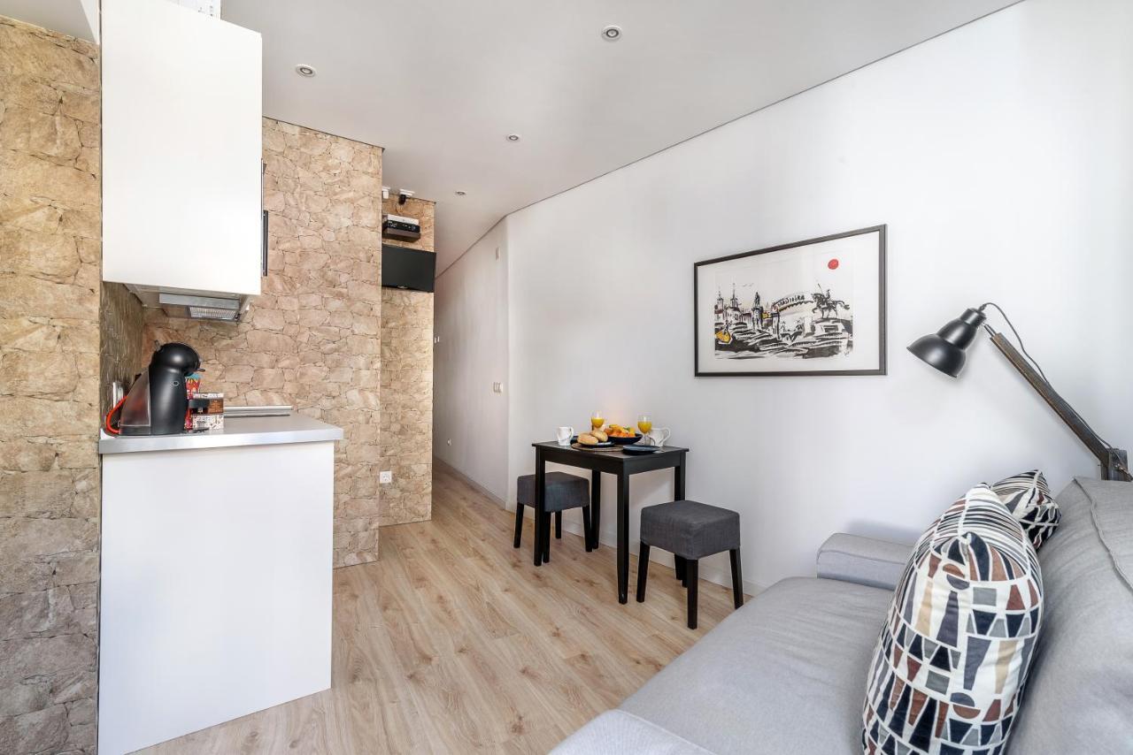 Joivy Cosy 1-bed Flat With Seaview In Alfama