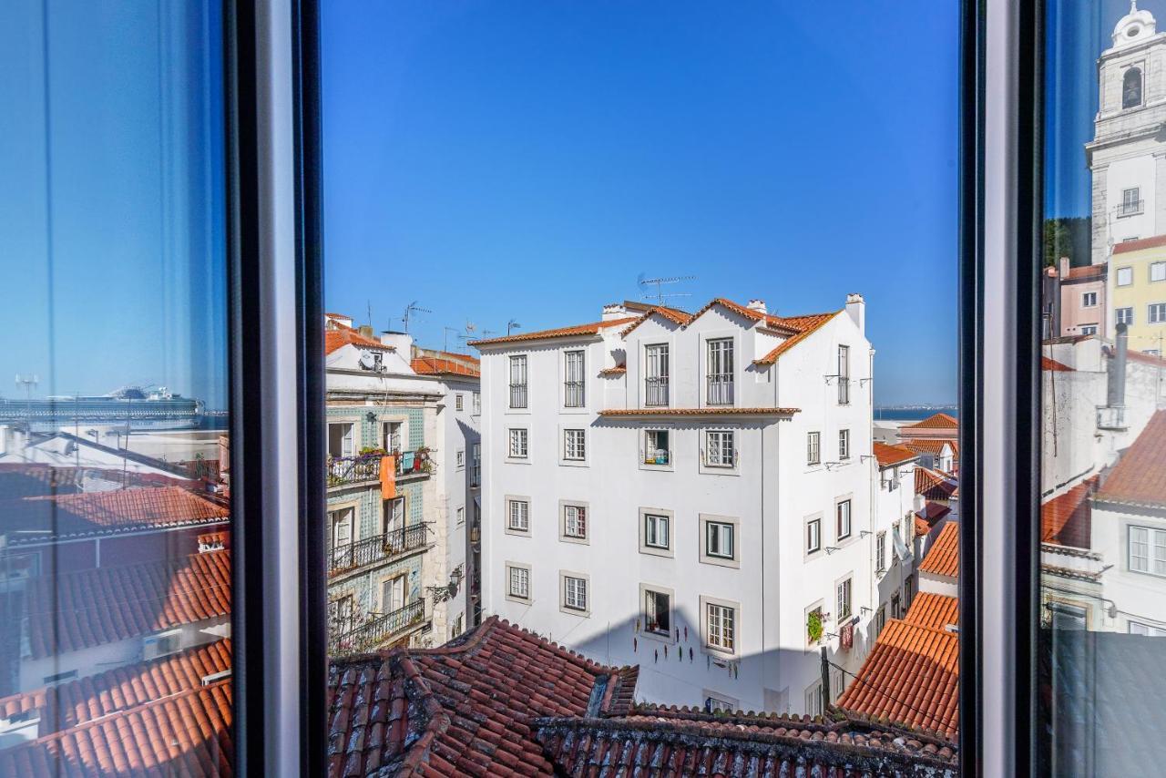 Apartamento Joivy Cosy 1-bed Flat With Seaview In Alfama Lisboa