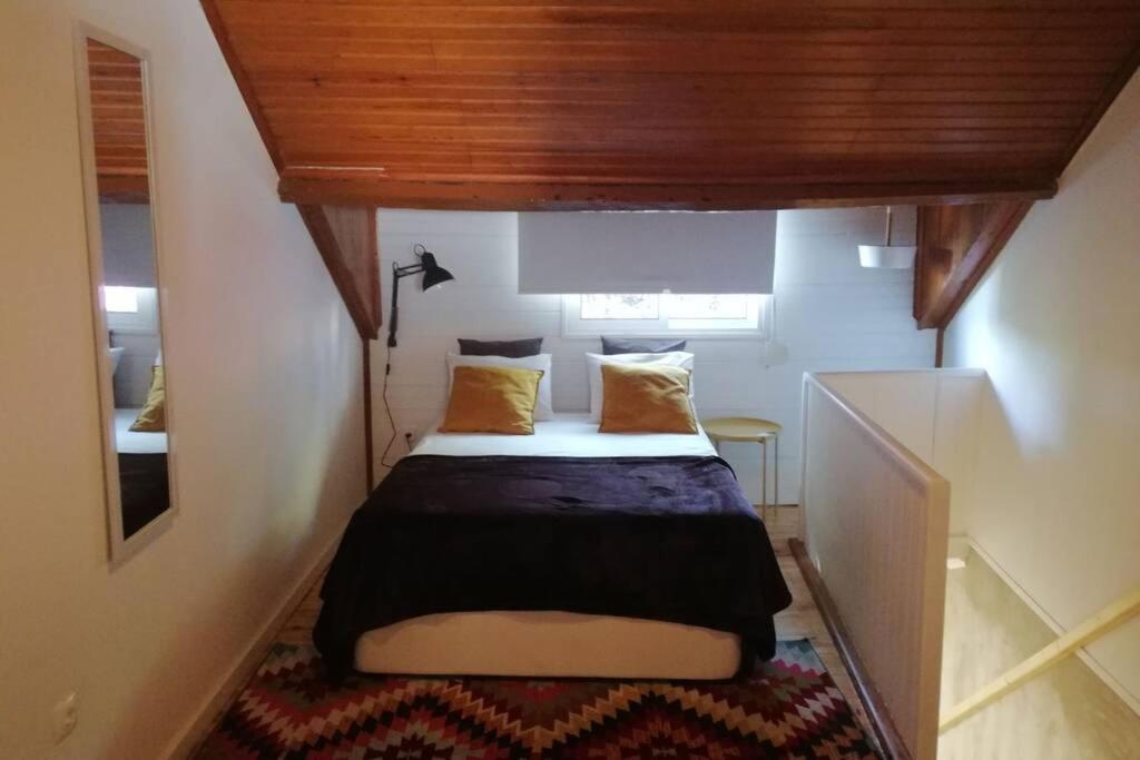 Charming Small Loft In Alfama Near Castelo S Jorge Apartamento Lisboa