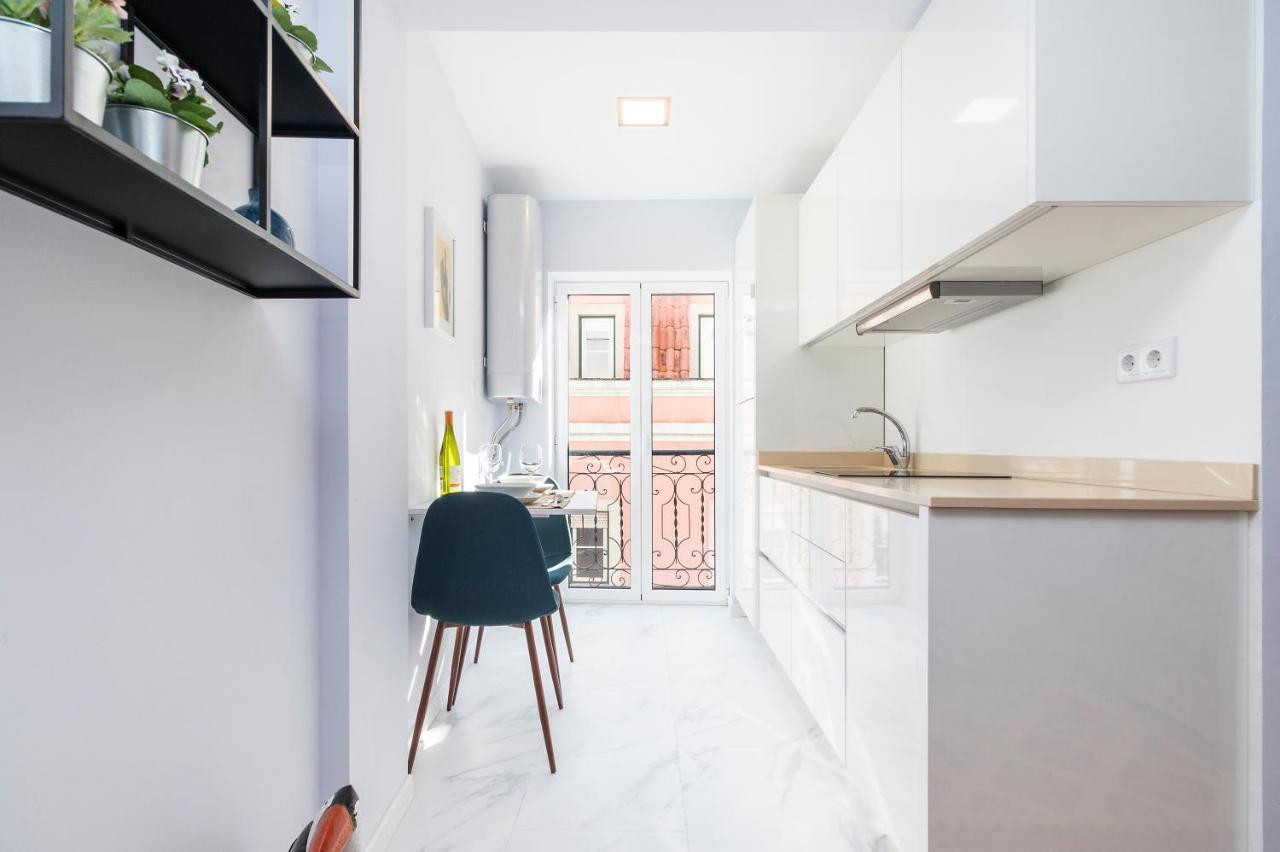 Perfect 1 Bed In Chiado With Aircon Lisboa
