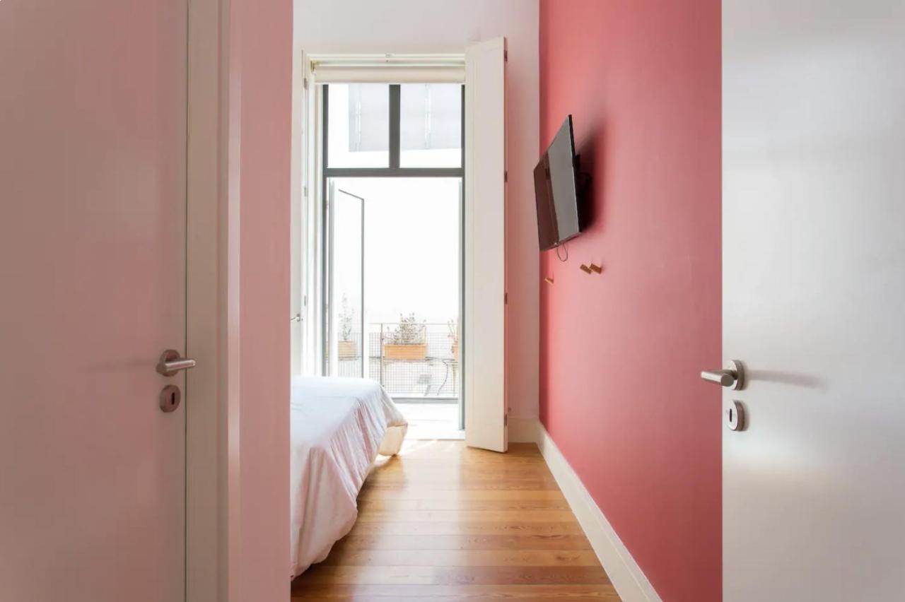 Beautiful 3-story House In Chiado With A 40m² Private Terrace Apartamento *