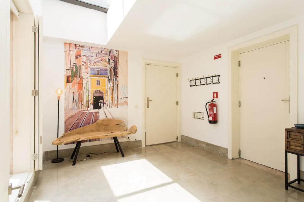 Beautiful 3-story House In Chiado With A 40m² Private Terrace