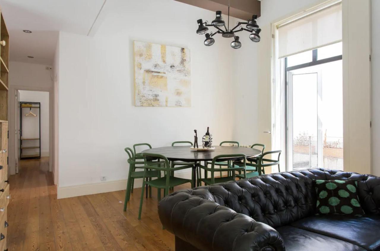 Beautiful 3-story House In Chiado With A 40m² Private Terrace * Lisboa