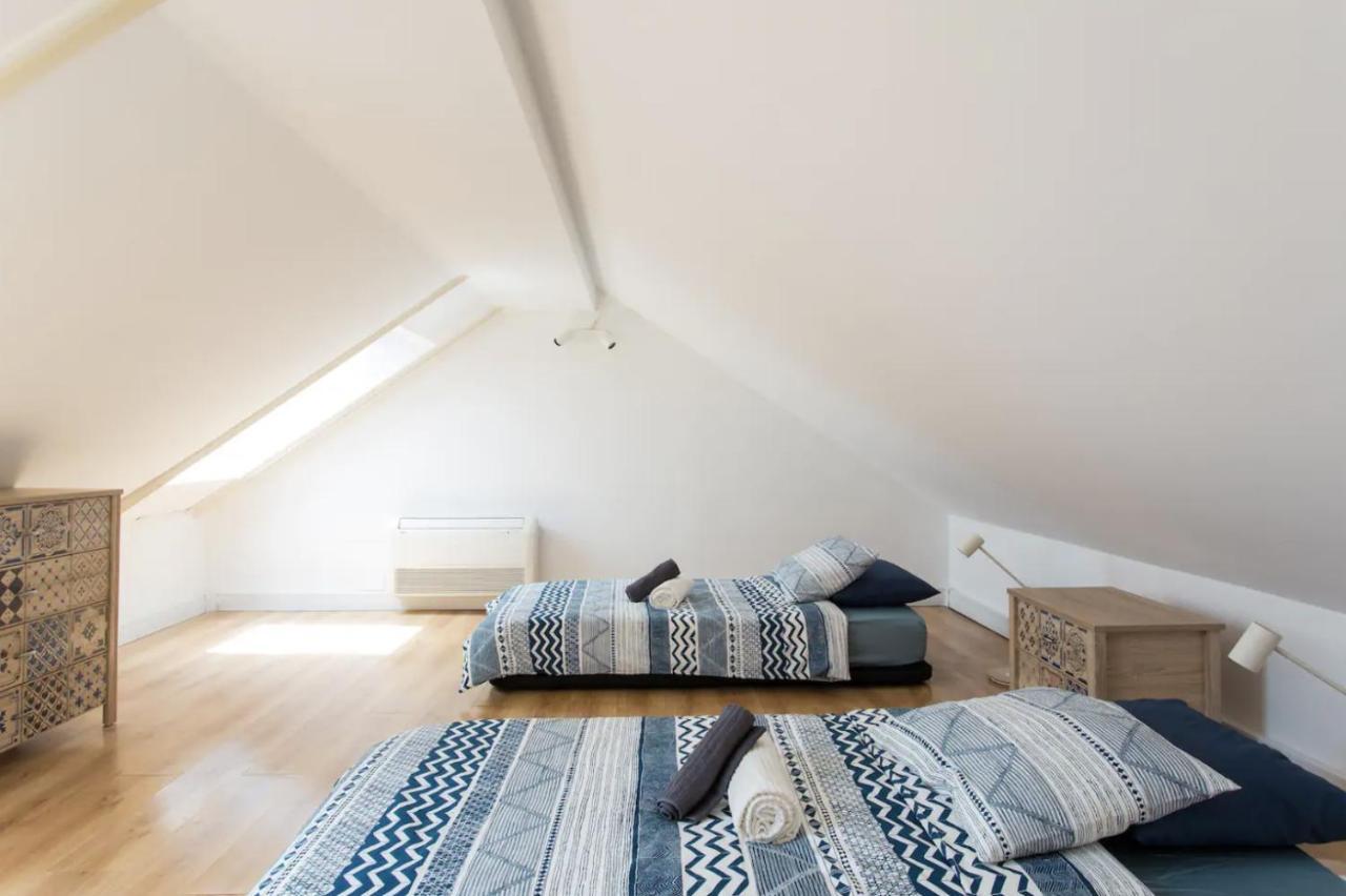 Beautiful 3-story House In Chiado With A 40m² Private Terrace Apartamento