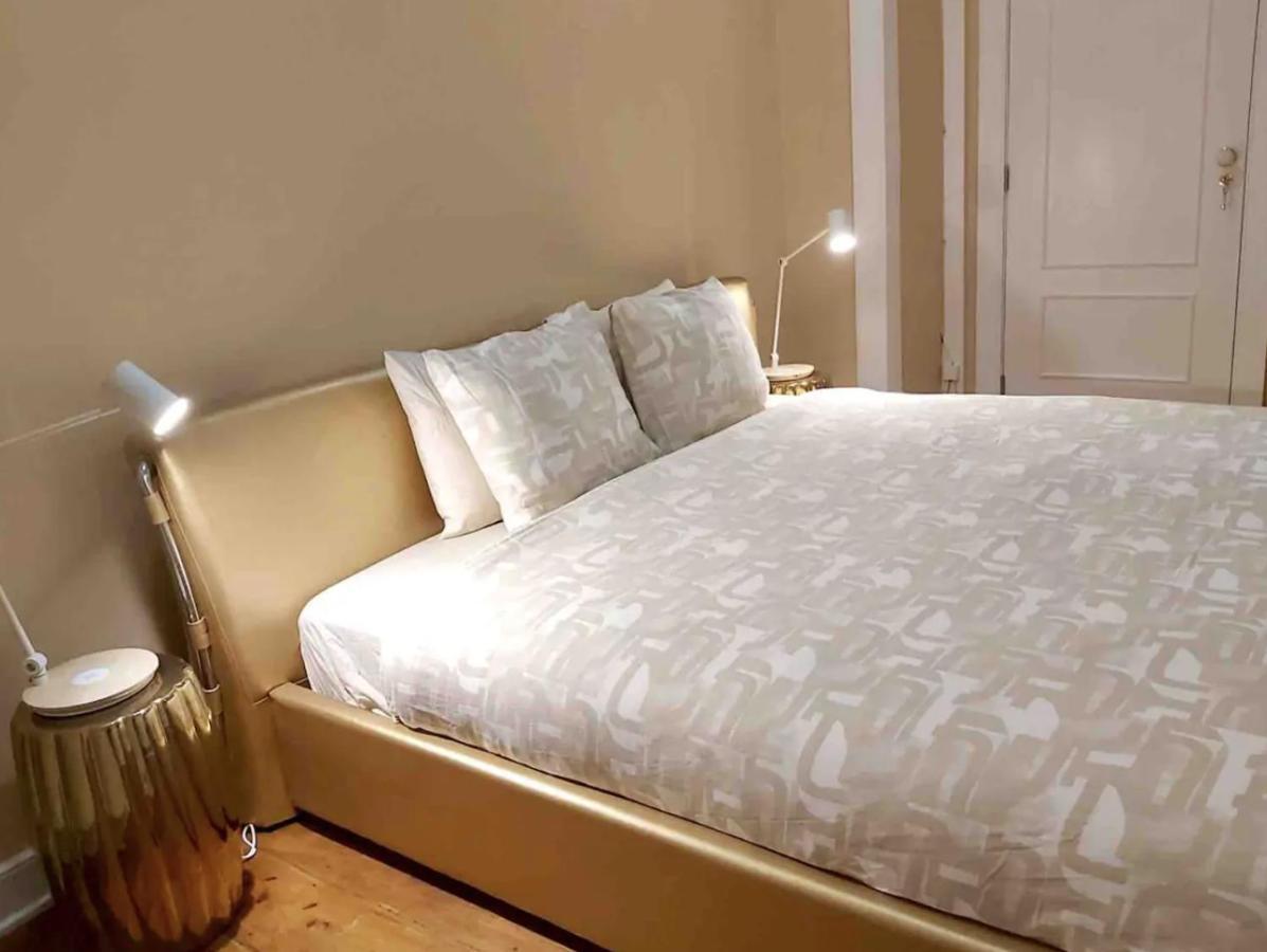 Charming 4 Bedroom In Chiado