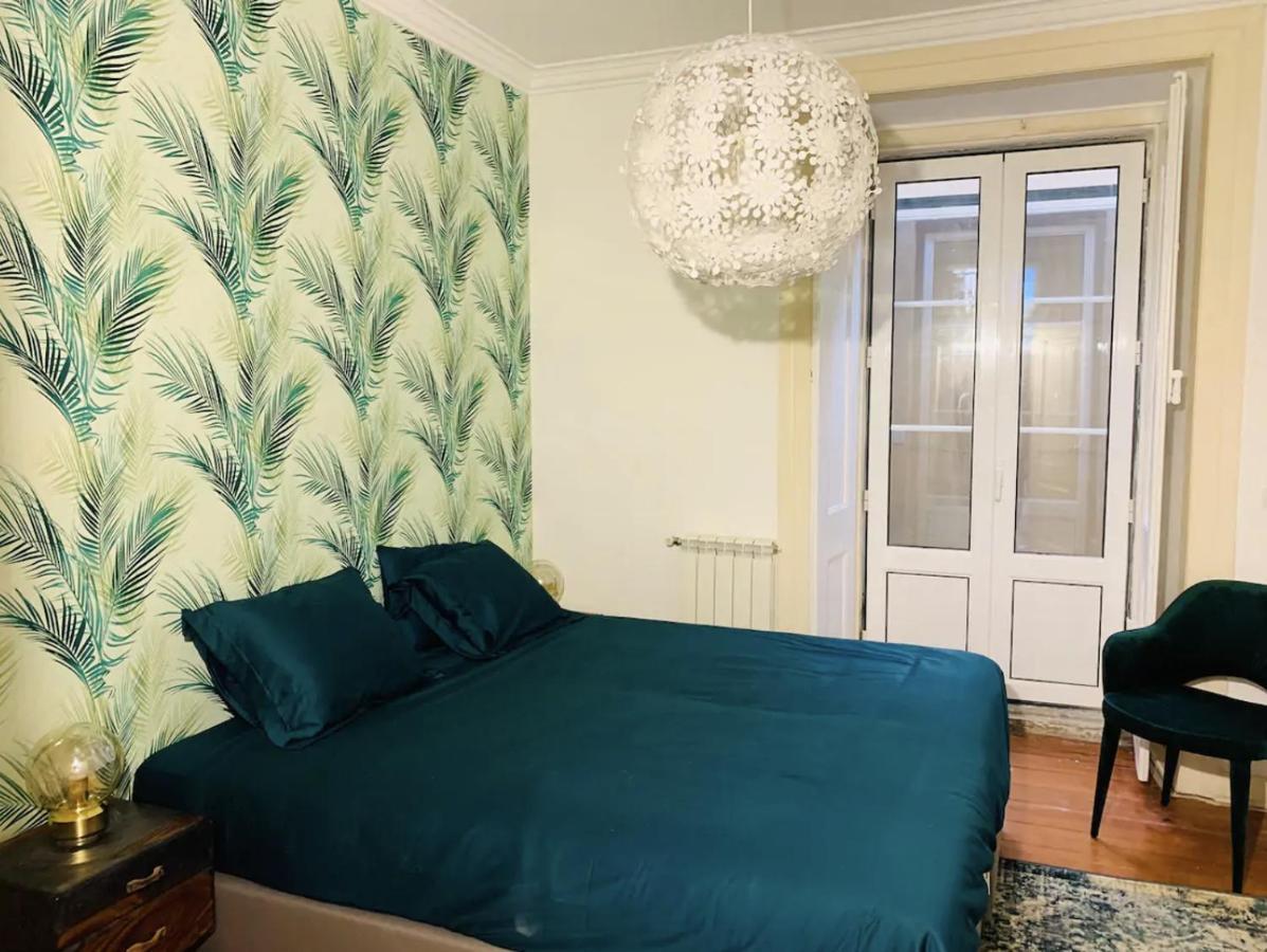 Apartamento Charming 4 Bedroom In Chiado