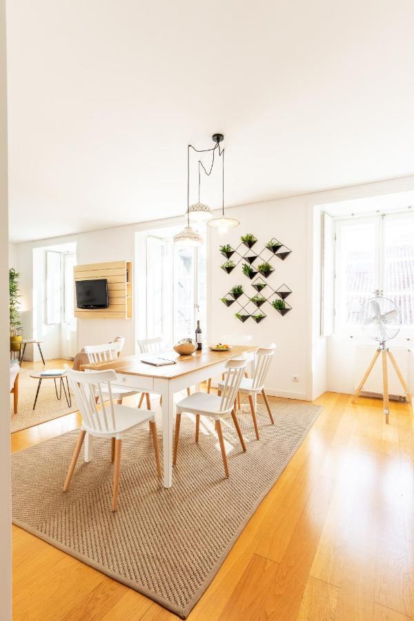 Apartamento Joivy Chiado Self Check-in 2-br Flat With Parking Lisboa