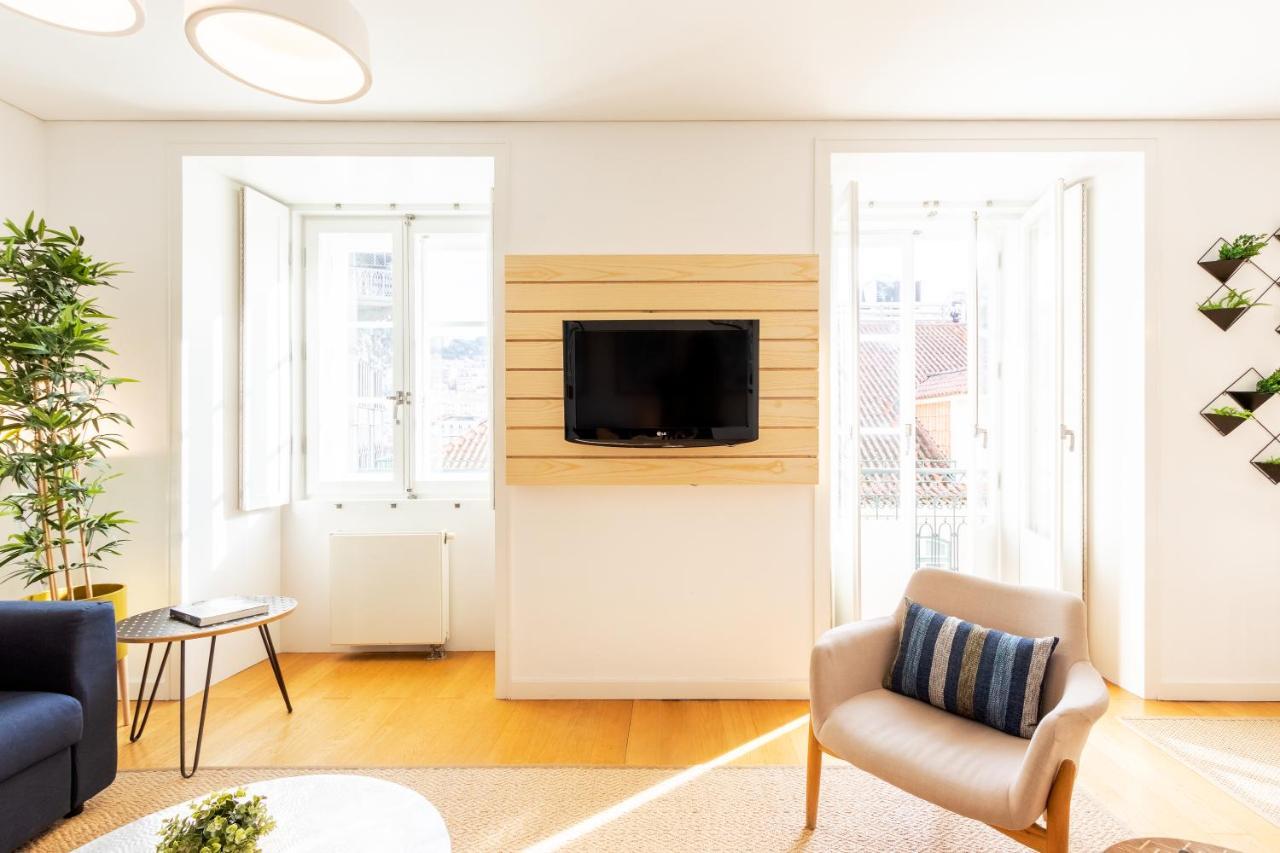 Joivy Chiado Self Check-in 2-br Flat With Parking Apartamento Lisboa