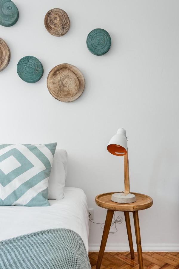 Apartment Stroll To Coffee Shops Near A Renovated Hillside In Graca Lisbon