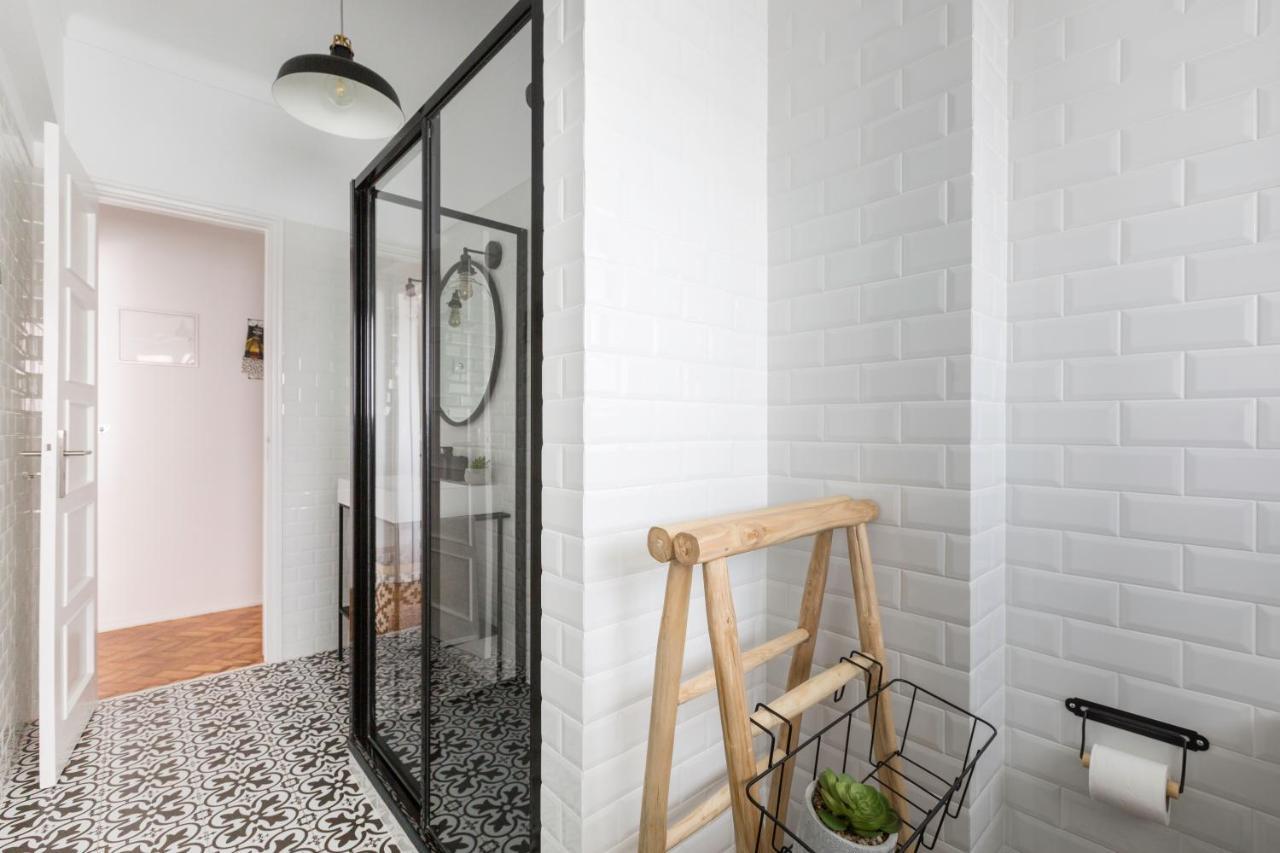 Apartment Stroll To Coffee Shops Near A Renovated Hillside In Graca