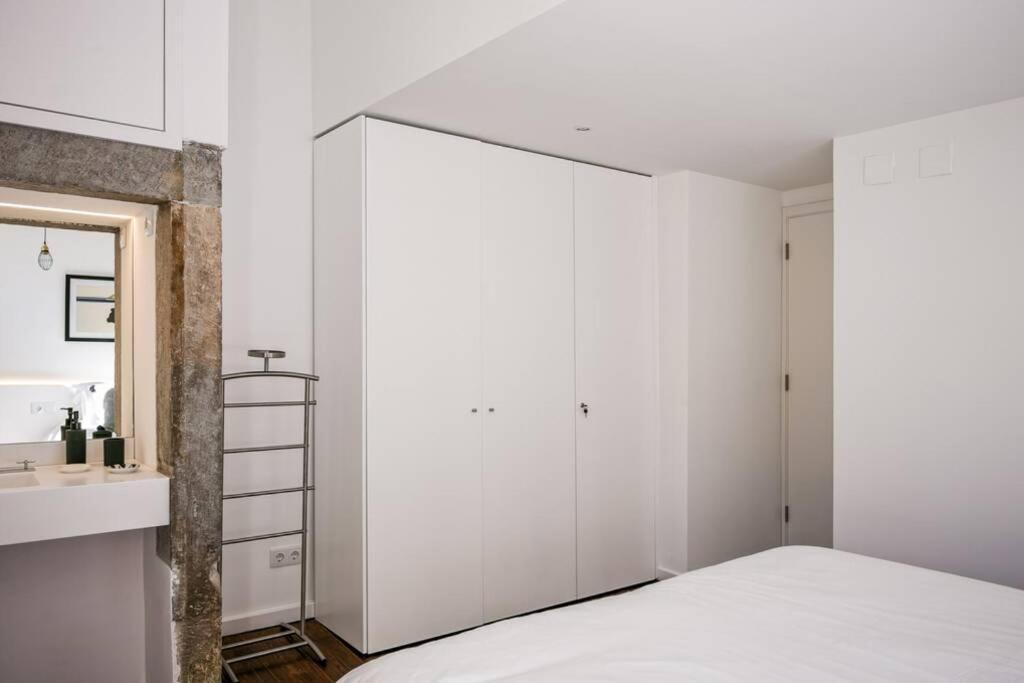 2 Bedroom With Ac Next To Avenida Da Liberdade * Lisboa