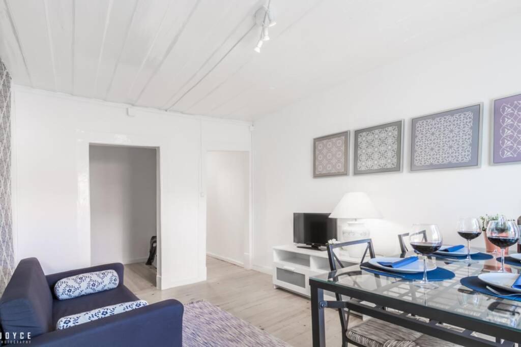 Inloveapartments - Typical Portuguese Tiles *