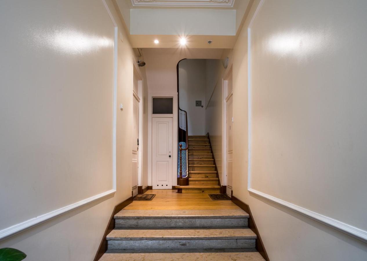 Apartamento 2 Bedroom With Ac Next To Avenida Da Liberdade *