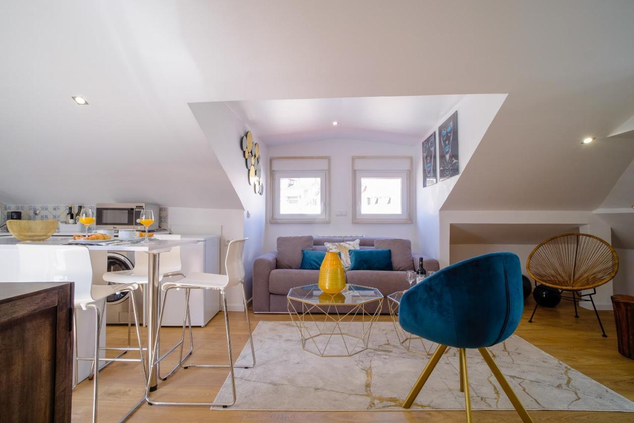Good Karma - Bright And Sophisticated With Balcony