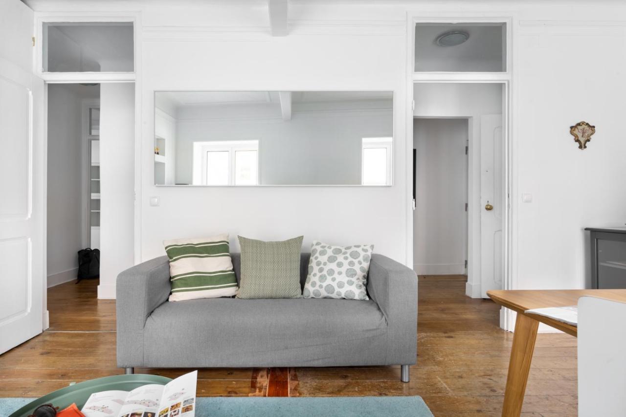 Altido Stunning 4br Apt With Terrace And Seaview In Alfama Apartamento