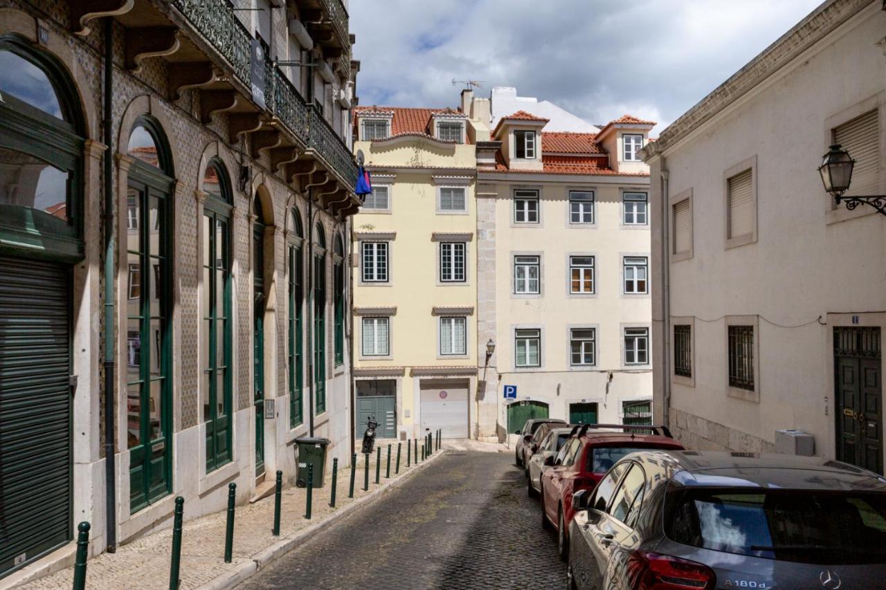 Altido Stunning 4br Apt With Terrace And Seaview In Alfama Apartamento *