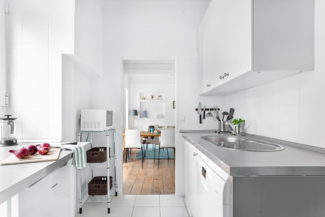 Altido Stunning 4br Apt With Terrace And Seaview In Alfama Apartamento *
