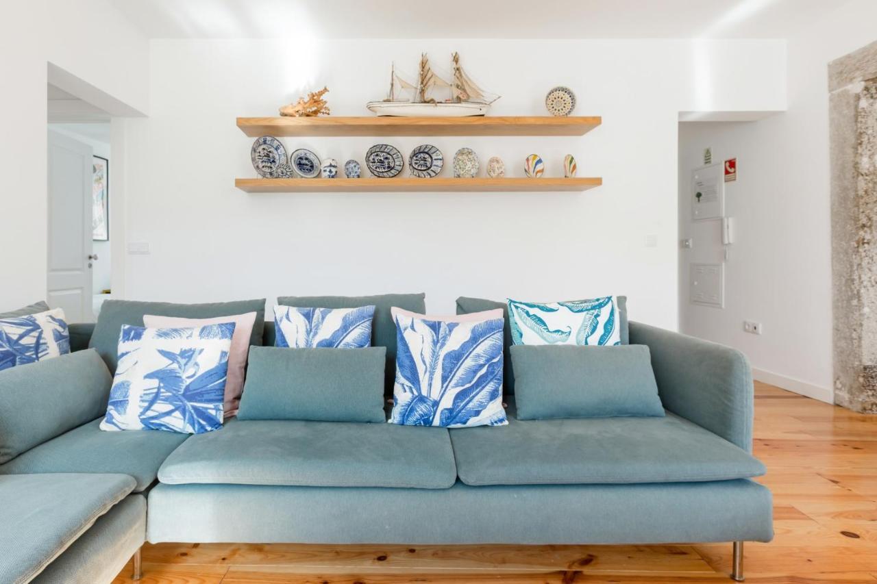 Alfama Terrace River And Historic View Spacious And Charming Ground Floor 18th Century Building *