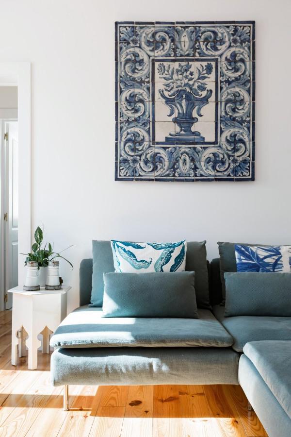 Alfama Terrace River And Historic View Spacious And Charming Ground Floor 18th Century Building