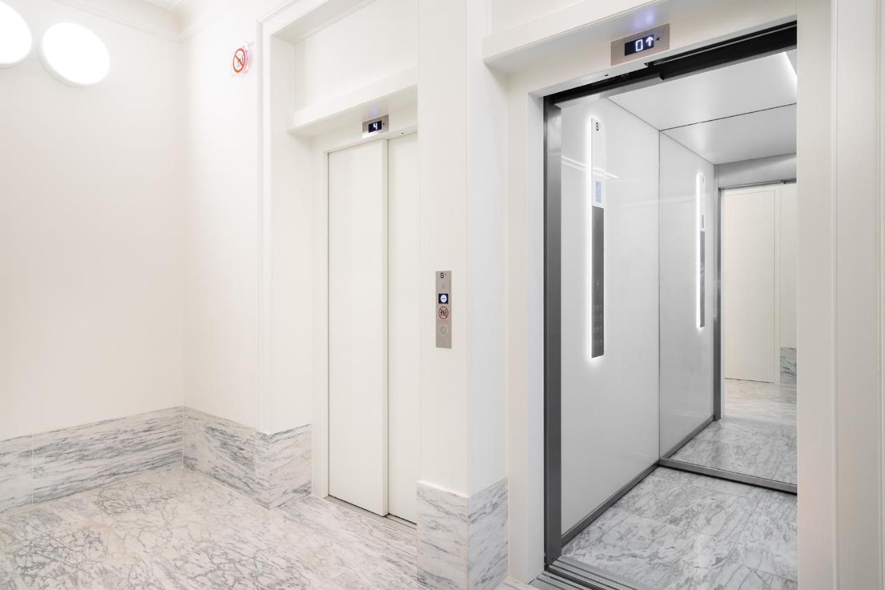 Apartment Whome | Av. Da Liberdade Deluxe W/ S-pool, Gym & Parking Lisbon