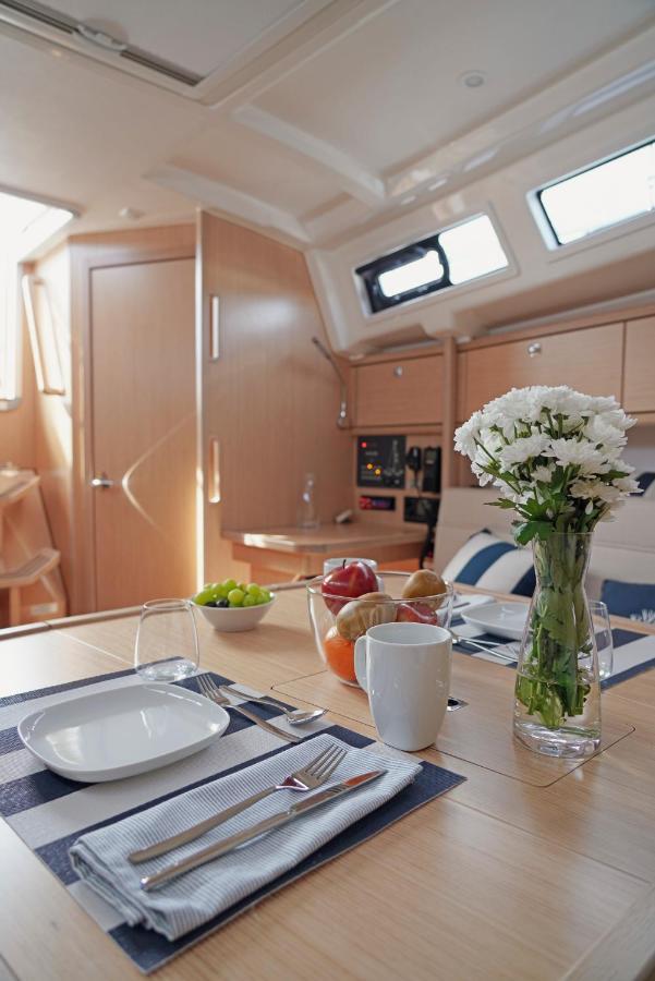 Hotel en barco Luxury Sailing Boat Lisboa