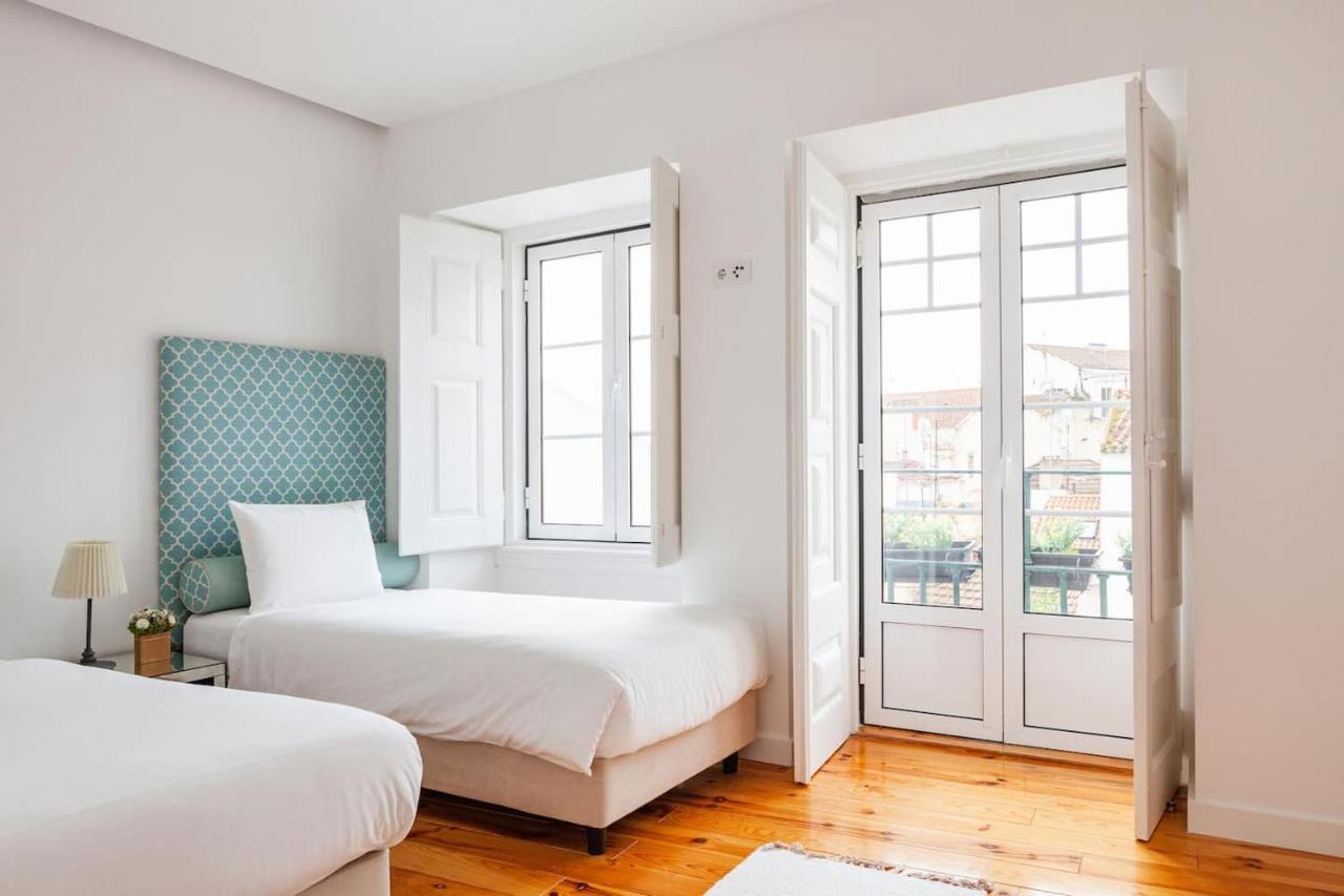 Apartamento Alfama Delight Panoramic River And Historic Views 3 Bedrooms And 2 Bathrooms Ac 18th Century Building Lisboa