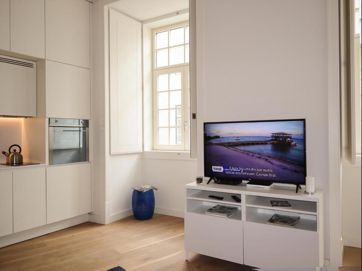 Chiado Riverside Modern Stylish