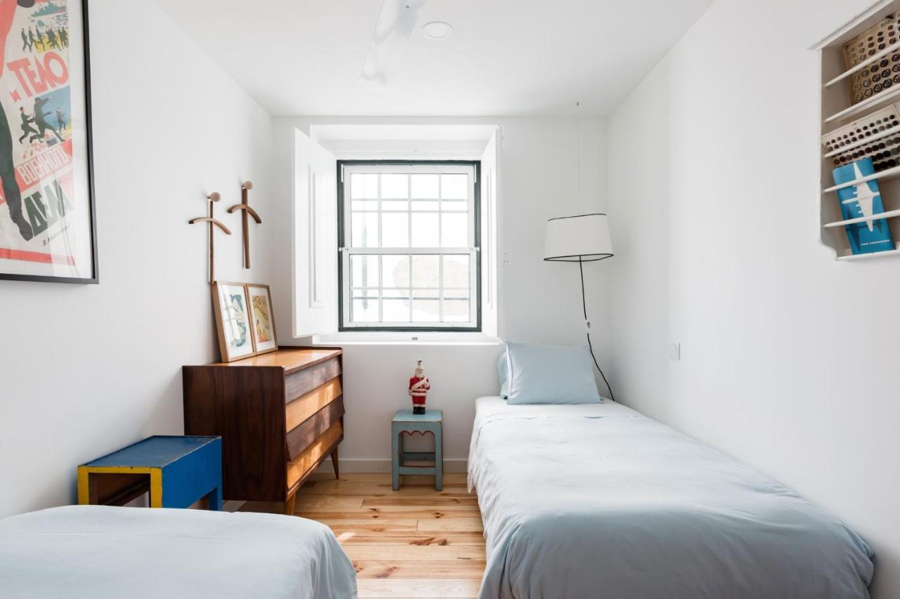 Apartamento Alfama Terrace River And Historic View Spacious And Charming Ground Floor 18th Century Building