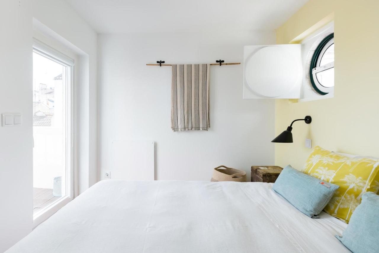 Alfama Terrace River And Historic View Spacious And Charming Ground Floor 18th Century Building Apartamento Lisboa