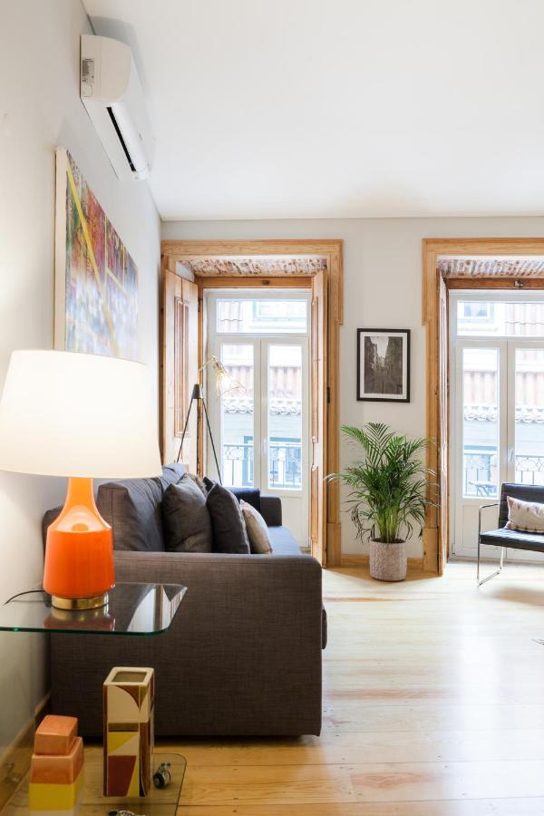 Apartamento Charming Flat With Balconies Chiado District 2 Bedrooms & Ac 19th Century Building *