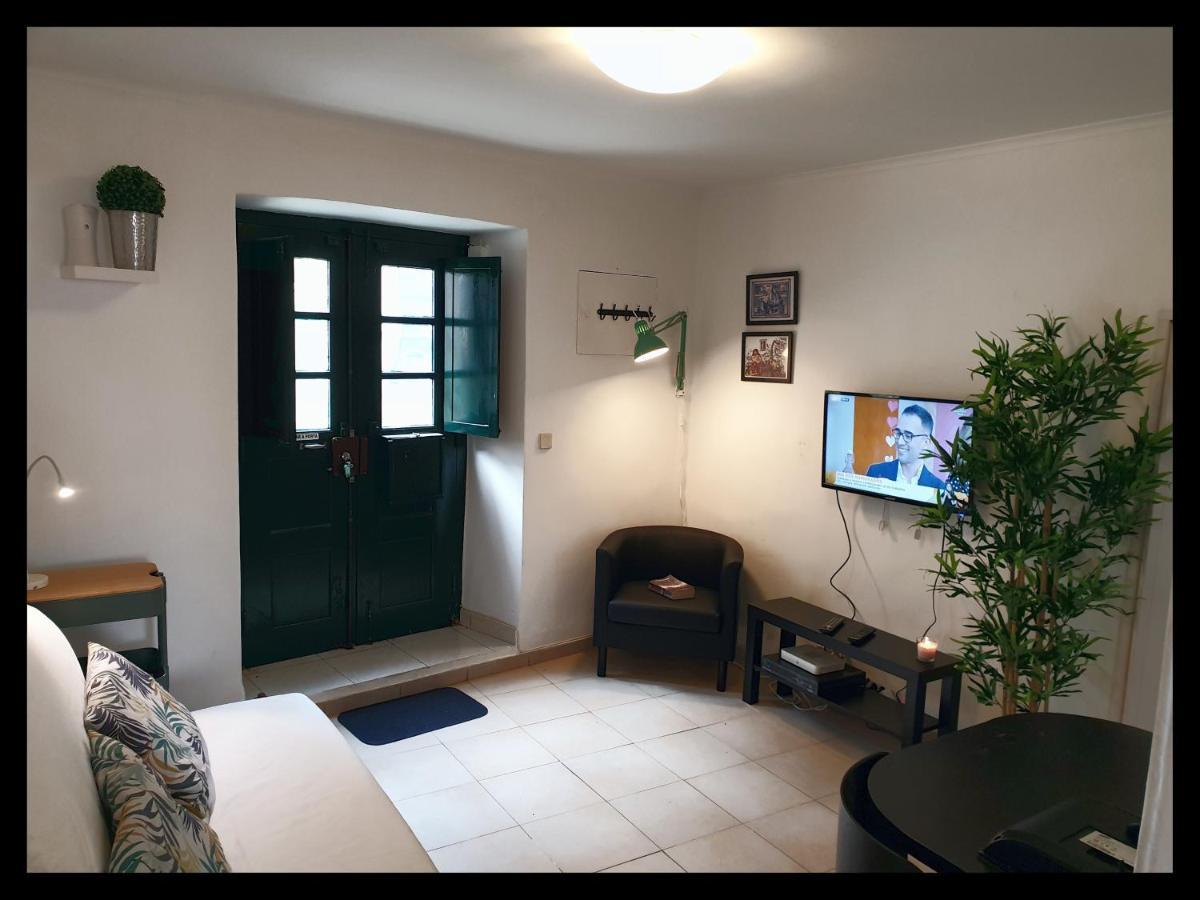 Apartamento Home4u - Mouraria Typical Neighborhood *
