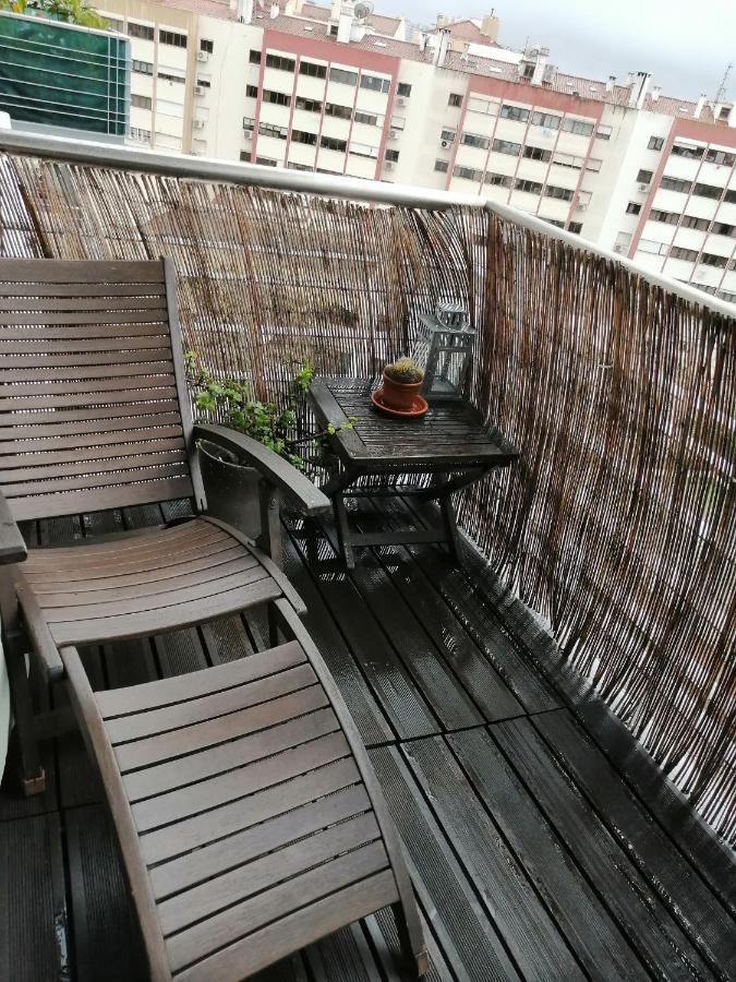 The At The Center With Pool Apartment *