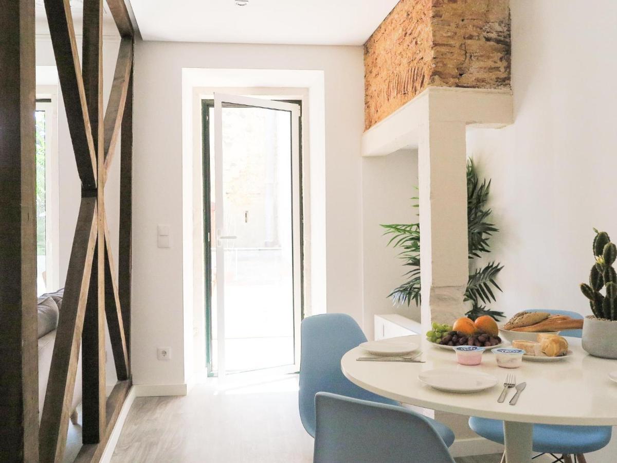 Apartamento Liberdade Stylish With Balcony