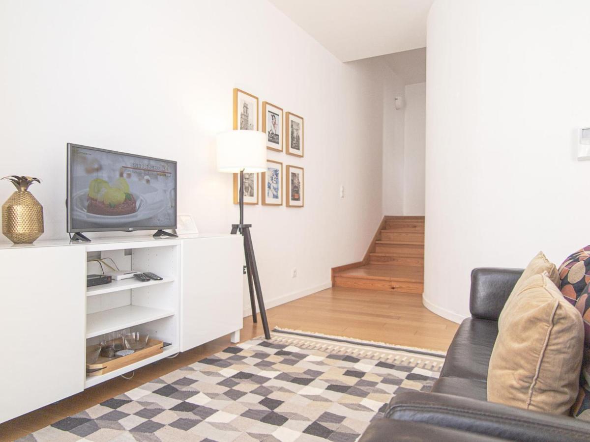 Baixa Chiado 2 Bedroom Duplex With Ac Elevator