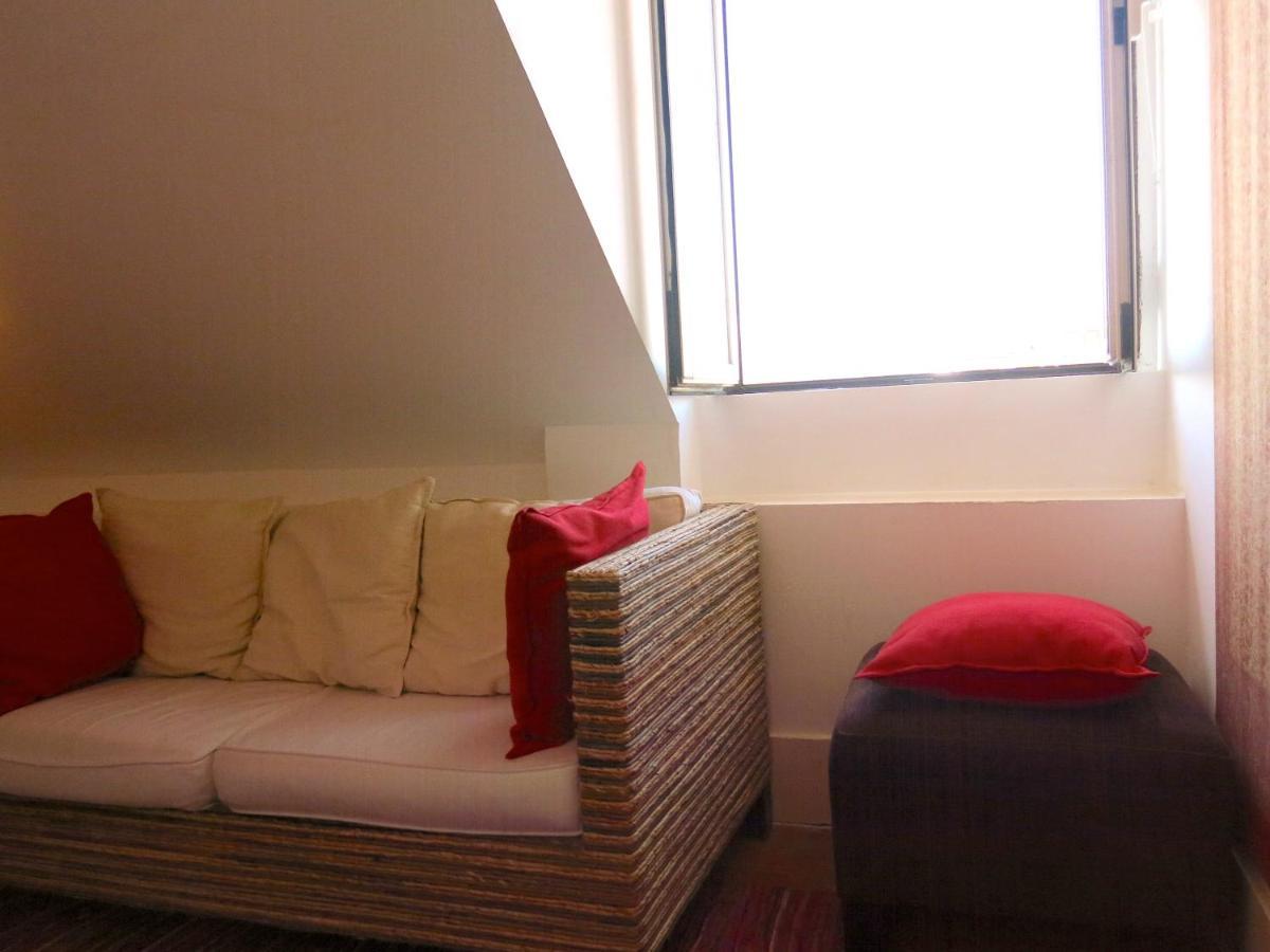 Magnificent Duplex In Mouraria Lisboa